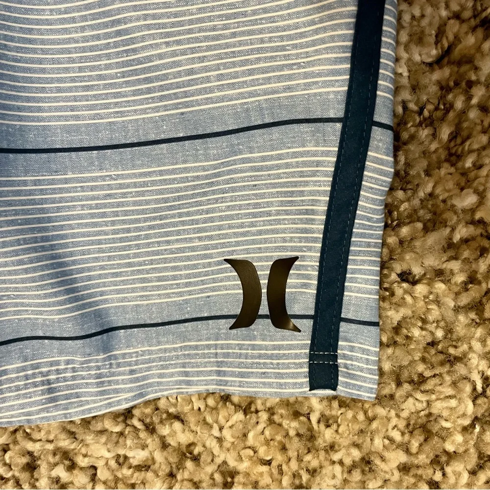Hurley dive into